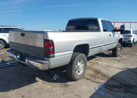 1999 Dodge Ram 2500 из США, поврежденный, VIN 1B7KF2361XJ522188
